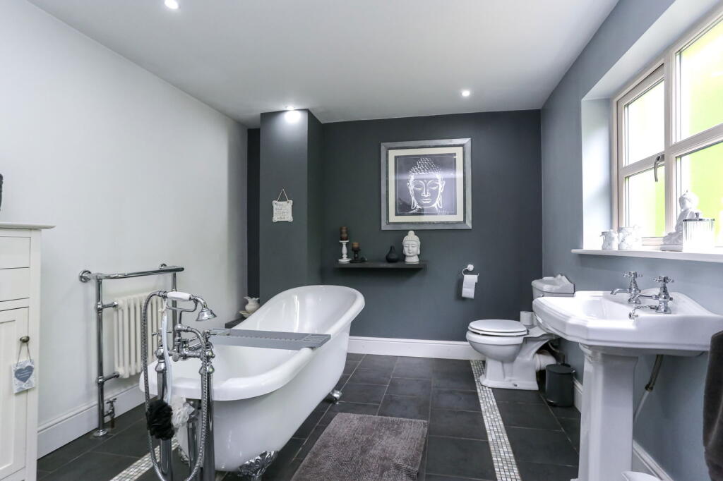 Additional image 39 of The Gate House, Lee Brook Road, Rossendale, BB4