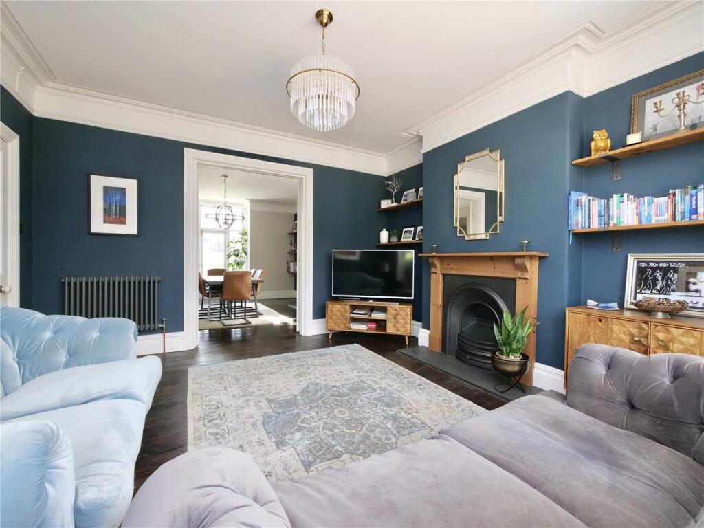 Additional image 5 of Byron House, Wells – A Refined Victorian Residence