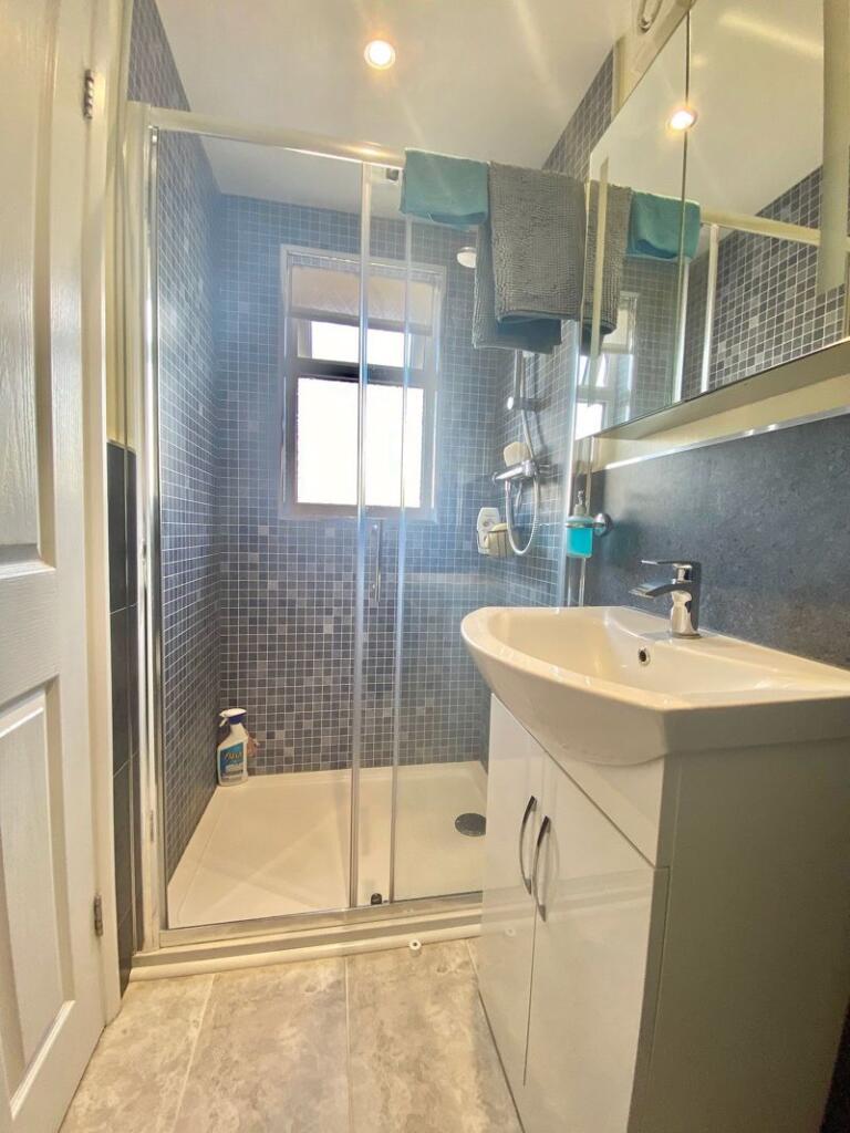 Additional image 11 of Tennyson Close, Warminster