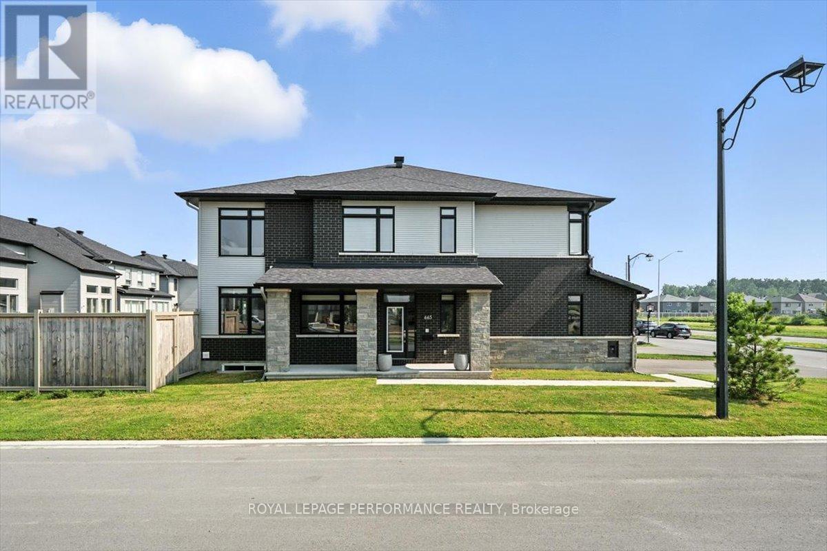 665 CORDELETTE CIRCLE W|Ottawa, Ontario K1W0P2