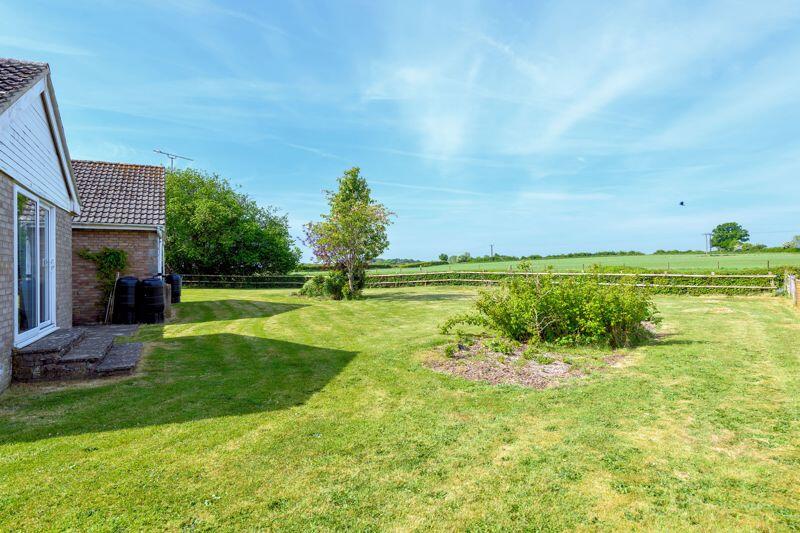 Additional image 21 of Holt