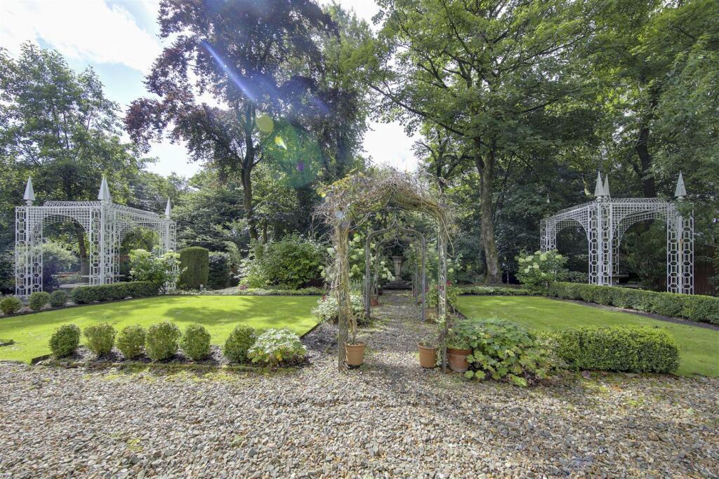 Additional image 41 of Lea Bank Hall, College Lane, Rawtenstall, Rossendale - Incredible, Spacious Apartment In Unique, Exclusive Gated Setting