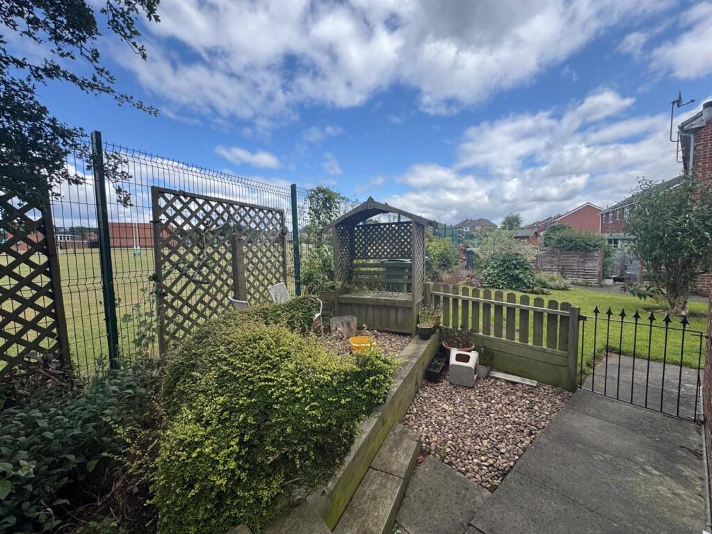 Additional image 18 of Oakway, Birkenshaw