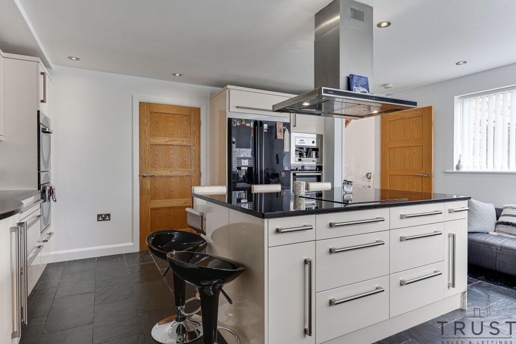 Additional image 27 of Bradford Road, Birkenshaw, BD11
