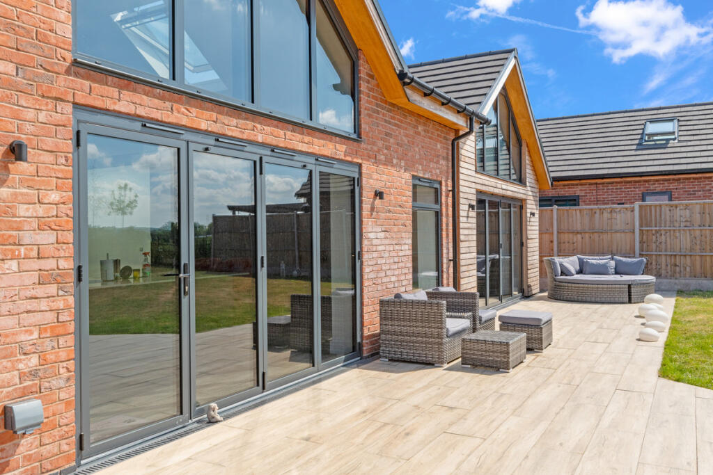 Additional image 5 of Haye Lane, Mappleborough Green, B80