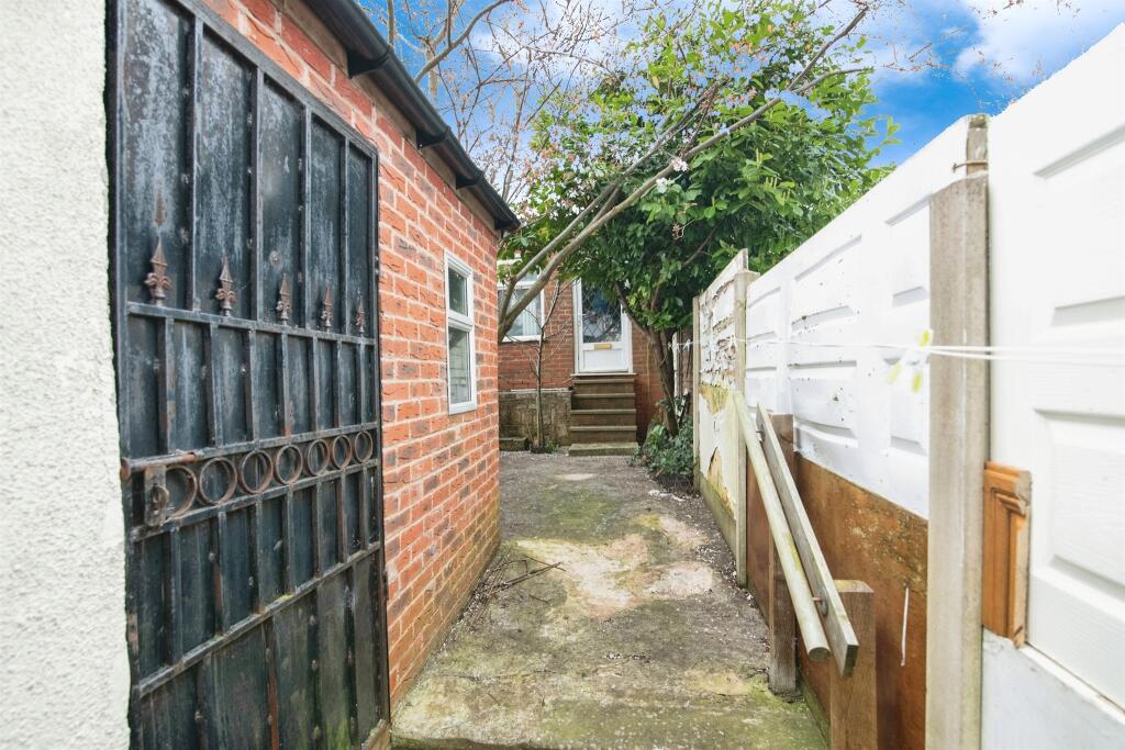 Additional image 10 of Montague Road, Smethwick