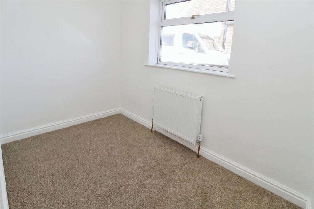 Additional image 14 of Markfield Avenue, Low Moor, Bradford, BD12 0UL