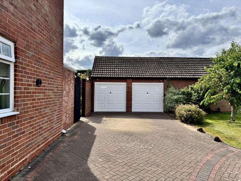 Additional image 3 of Vixen Close, Sutton Coldfield, B76 1JY