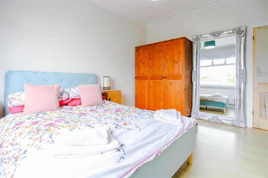 Additional image 46 of Paris, Ramsgreave