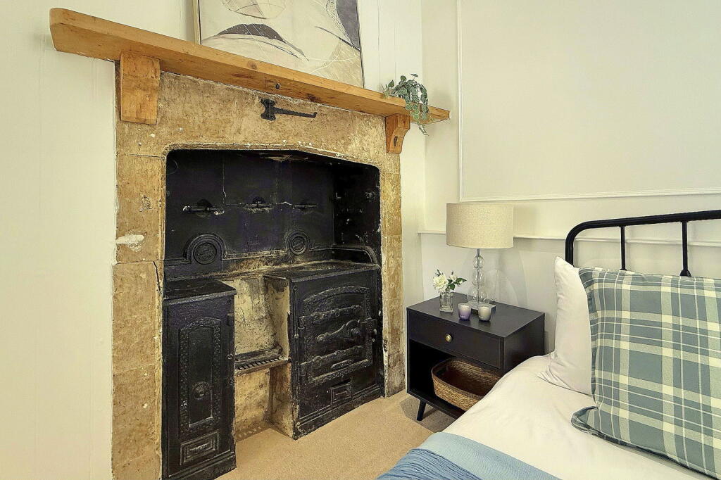 Additional image 9 of St. Saviours Road, Larkhall