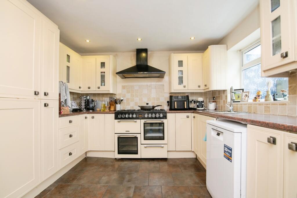 Additional image 6 of Hill View Road, ALCESTER, Warwickshire, B50