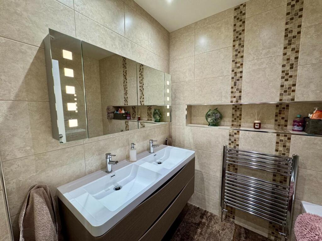 Additional image 29 of Harrogate Crescent, Burnley