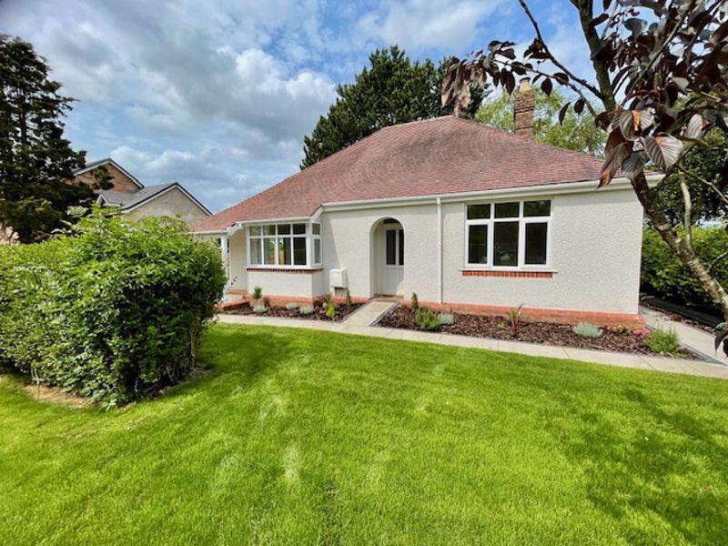 Tamworth Road, Polesworth, Tamworth. B78 1HX