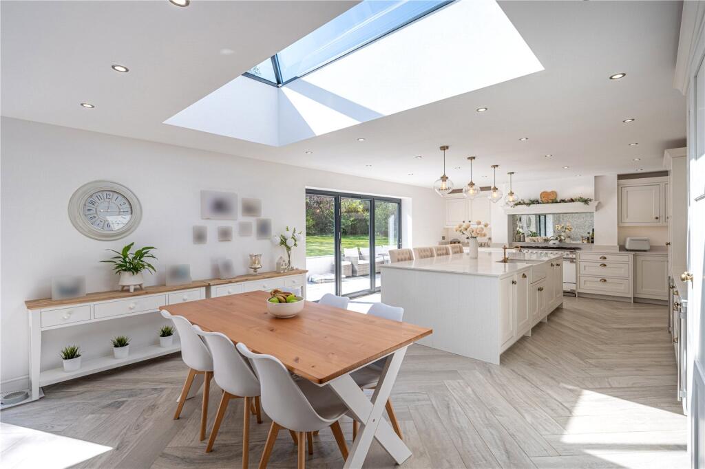 Additional image 4 of Carnoustie, Tamworth, Staffordshire, B77