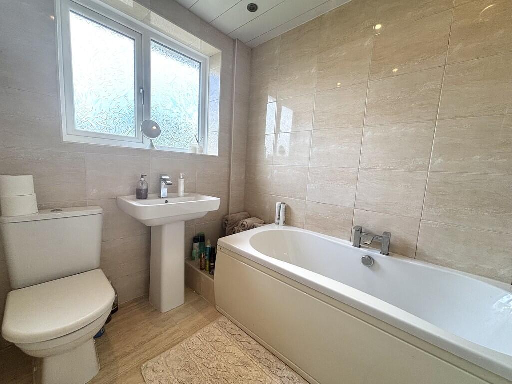 Additional image 12 of Oxford Street, Clayton, Bradford