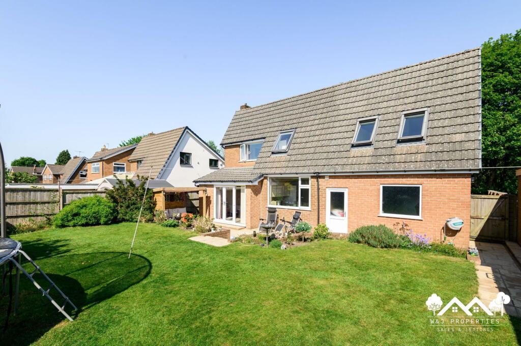 Additional image 44 of The Crescent, Cherry Tree, Blackburn, BB2