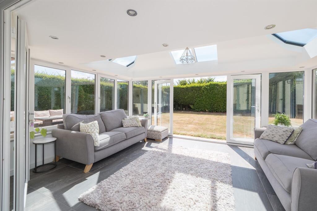 Additional image 24 of Stratford Road, Wootton Wawen