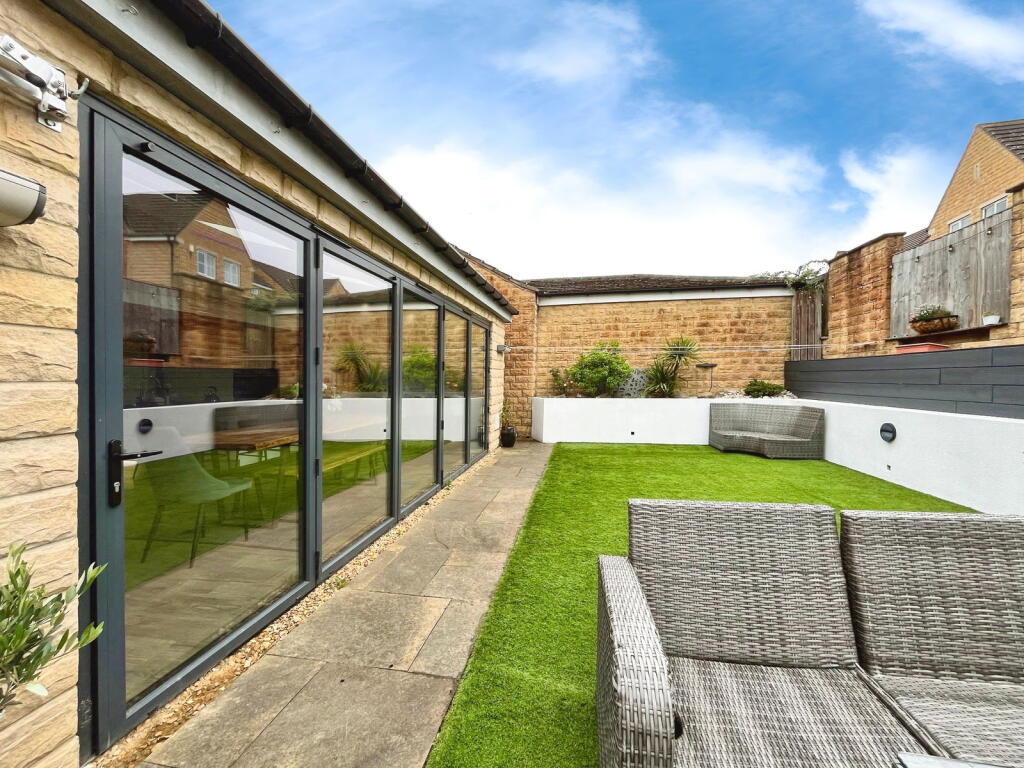 Additional image 27 of Agincourt Drive, Gilstead, Bingley, BD16 3JY