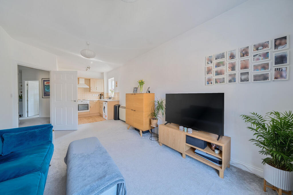 Additional image 4 of Harris Close, Frome, BA11