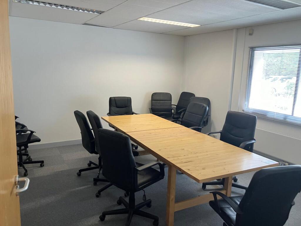 Additional image 8 of Unit 4, Hockley Court, 2401 Stratford Road, Hockley Heath, Solihull, B94 6NW