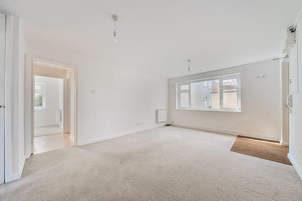 Additional image 10 of Glaston Road, Street