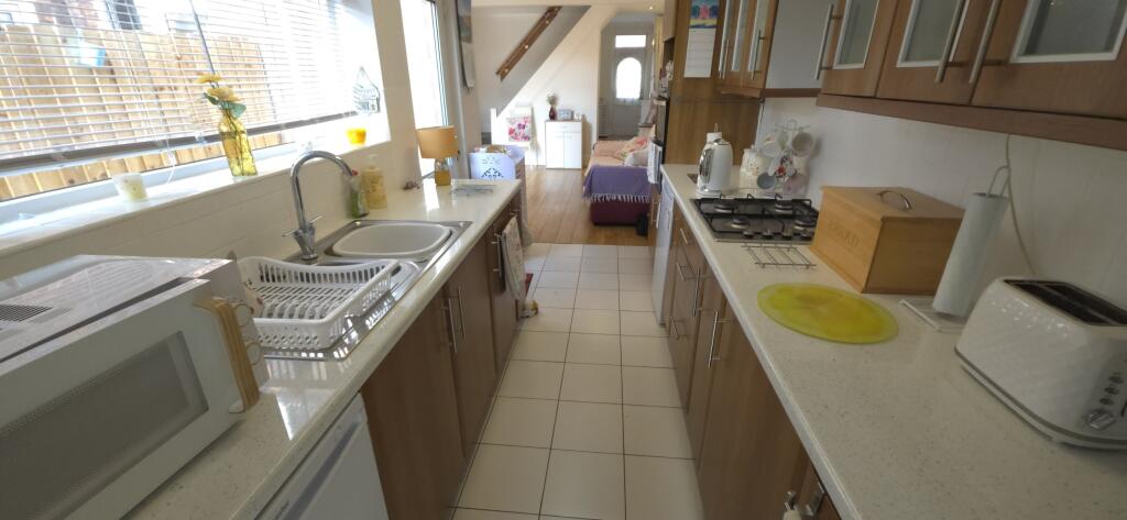 Additional image 4 of Tamworth Road, Two Gates, Tamworth, B77