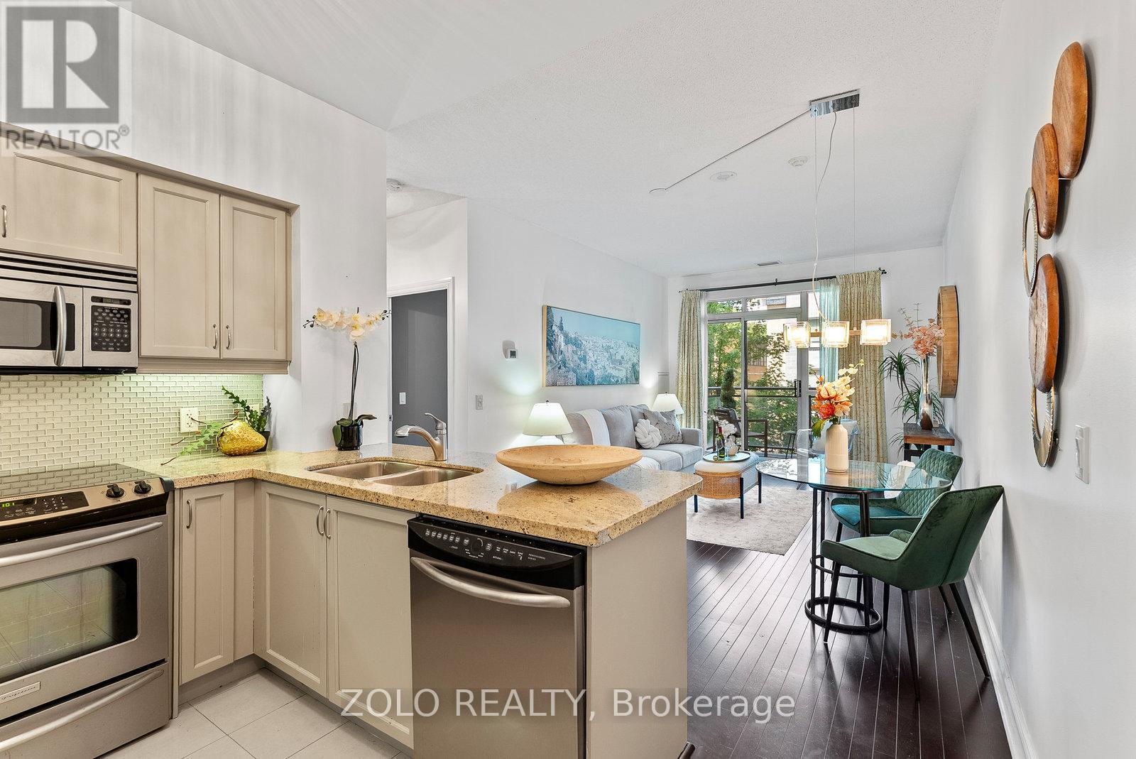 Property image for 113 - 319 MERTON STREET|Toronto (Mount Pleasant West), Ontario M4S1A5