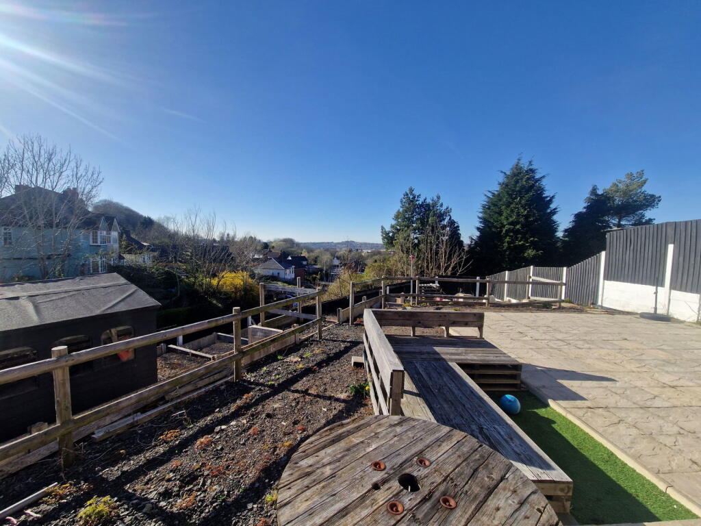 Additional image 14 of CRADLEY HEATH, Chapel Close