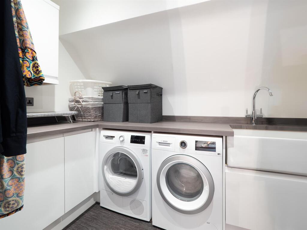 Additional image 32 of School Hill, Wootton Wawen, Henley-In-Arden