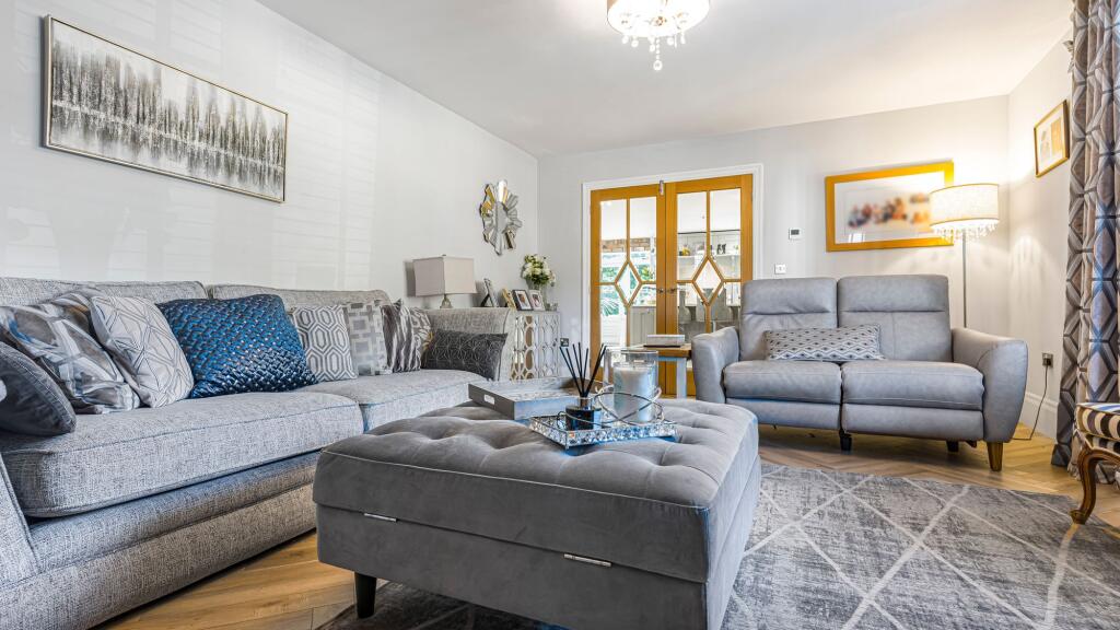 Additional image 5 of Oak View Rise, Four Oaks, B75