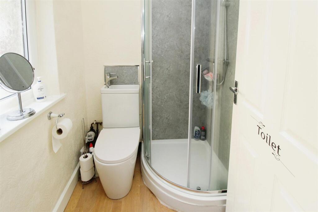 Additional image 9 of Cleckheaton Road, Low Moor, Bradford, BD12 0HL