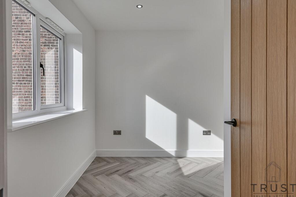 Additional image 25 of Wakefield Road, Drighlington, BD11