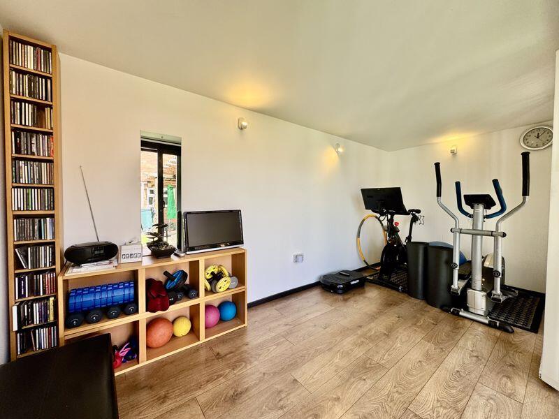 Additional image 25 of Vixen Close, Sutton Coldfield, B76 1JY