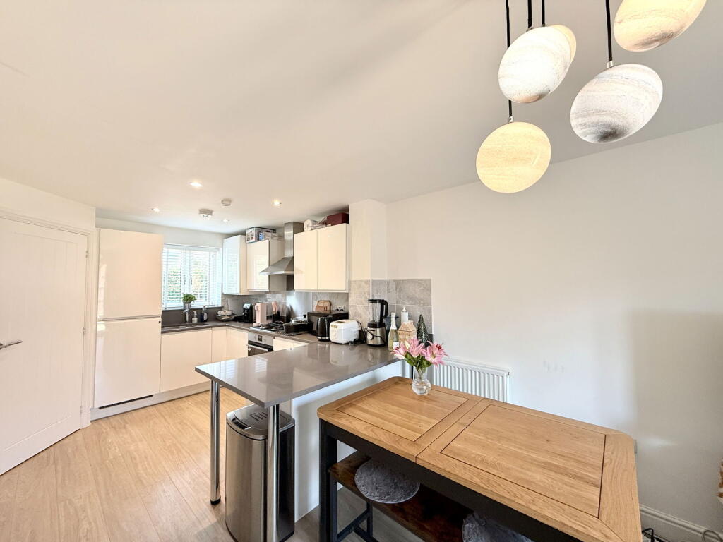 Additional image 21 of Handford Crescent, Shirley