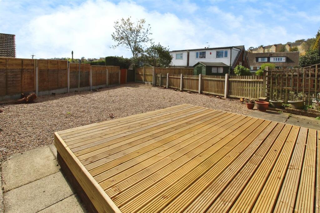 Additional image 12 of Markfield Avenue, Low Moor, Bradford, BD12 0UH