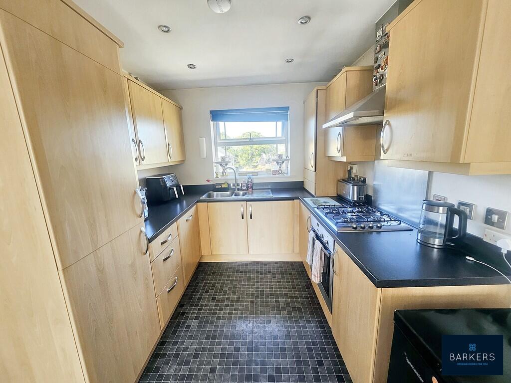 Additional image 3 of Threelands, Birkenshaw