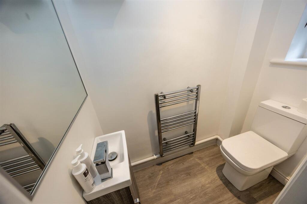 Additional image 11 of Cleckheaton Road, Low Moor, Bradford