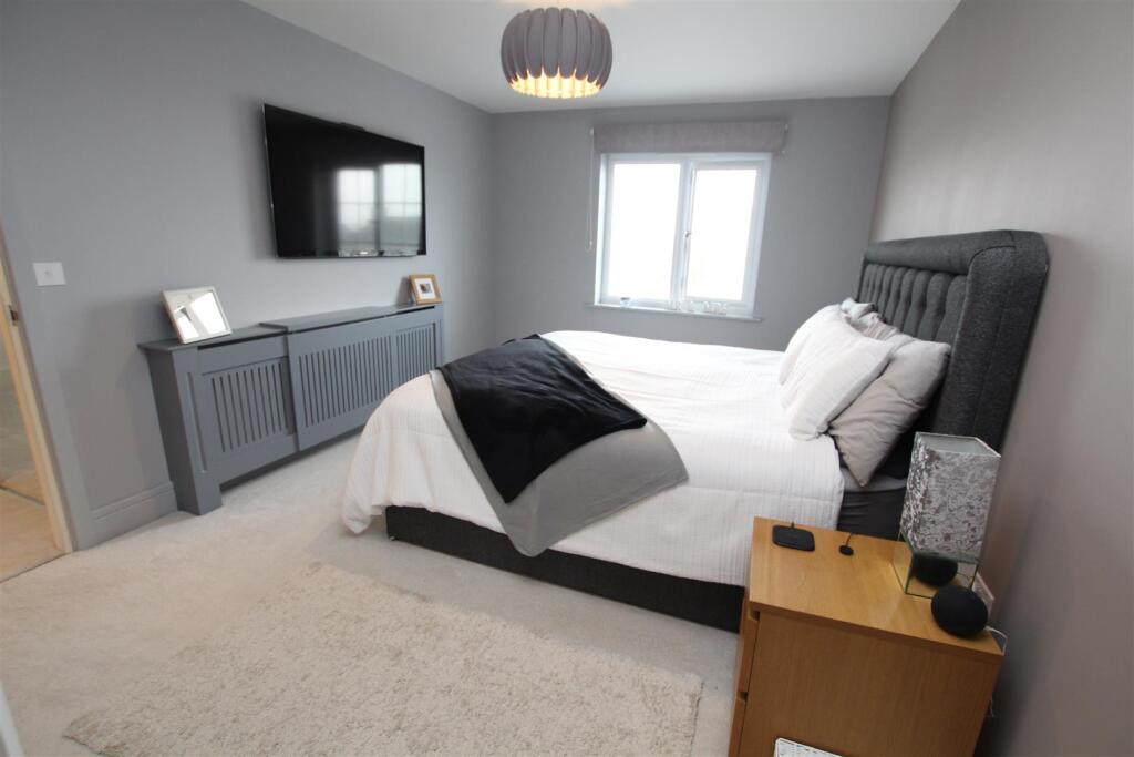 Additional image 10 of Sandhill Fold, Idle, Bradford