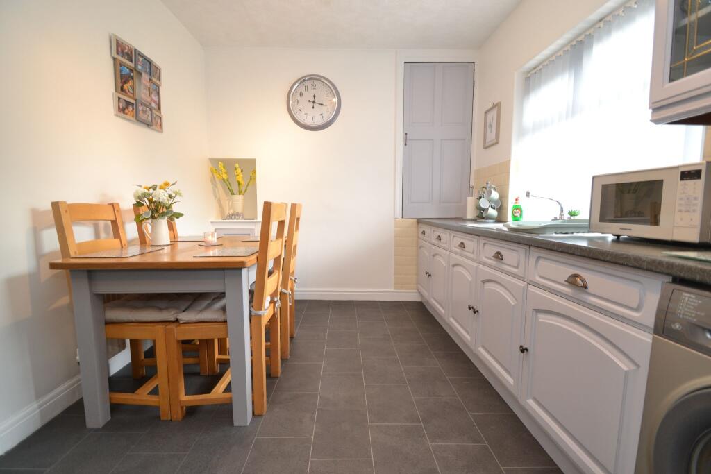 Additional image 4 of Thackley Old Road, Windhill,