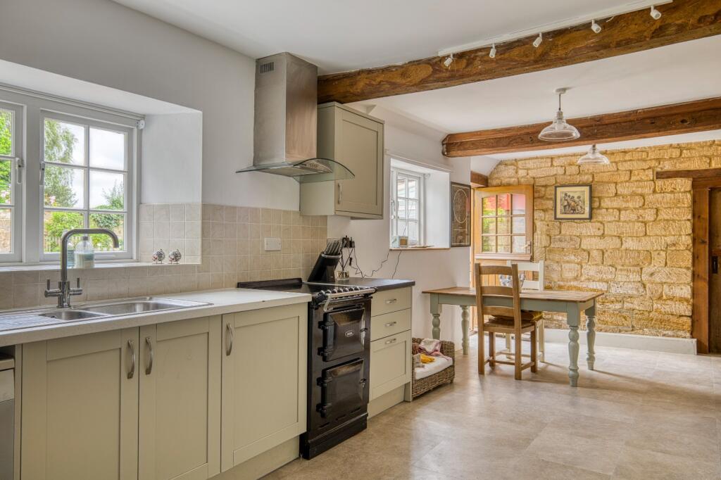 Additional image 14 of 30 Vicarage Street, Tintinhull, Yeovil, Somerset, BA22