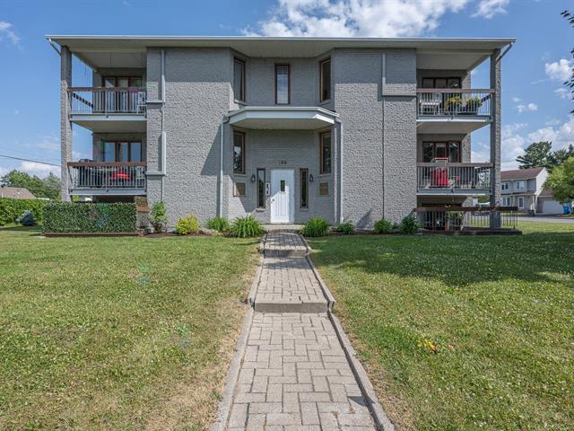 100 Rue Guy|#4|Deux-Montagnes, Quebec J7R6B6