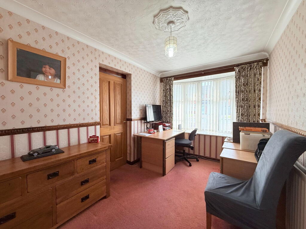 Additional image 6 of Dunton Hall Road, Shirley