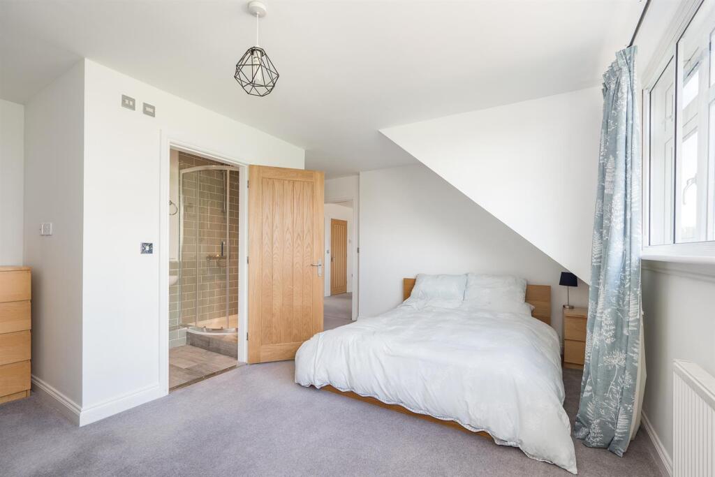 Additional image 30 of Stratford Road, Wootton Wawen