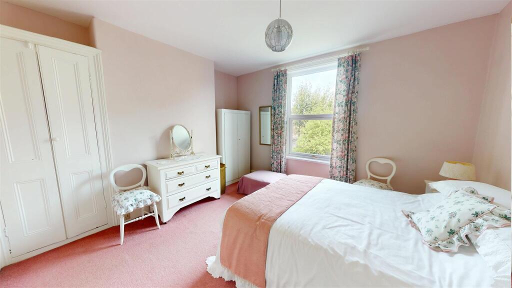 Additional image 11 of Avondale Crescent, Shipley