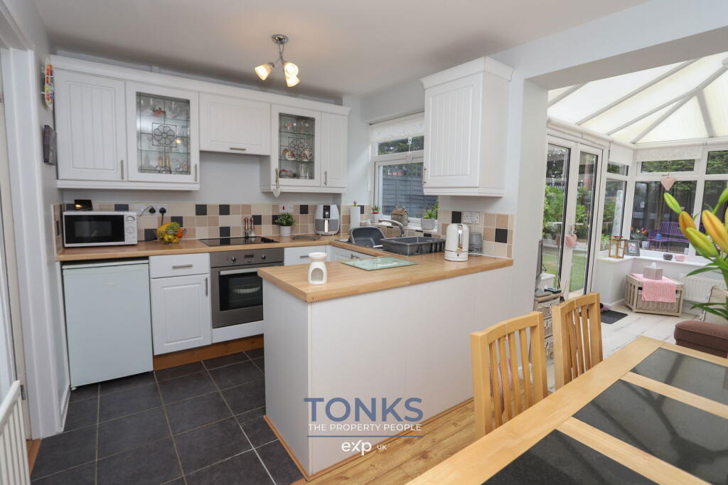 Additional image 5 of Wrekin Close, Halesowen, B63 1JN