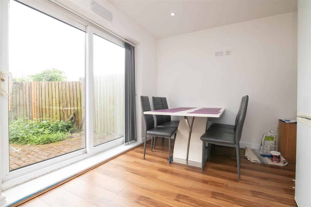 Additional image 20 of Farm Close, Solihull