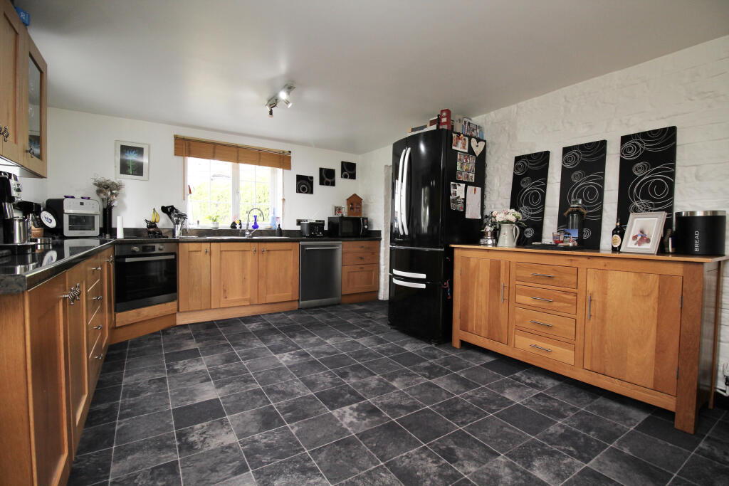 Additional image 5 of Glaston Road, Street