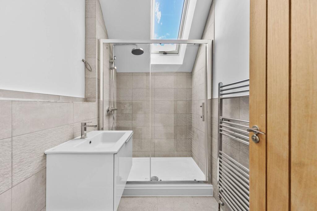 Additional image 4 of THE WHITEHALL - Dreslintone Close, Bradford