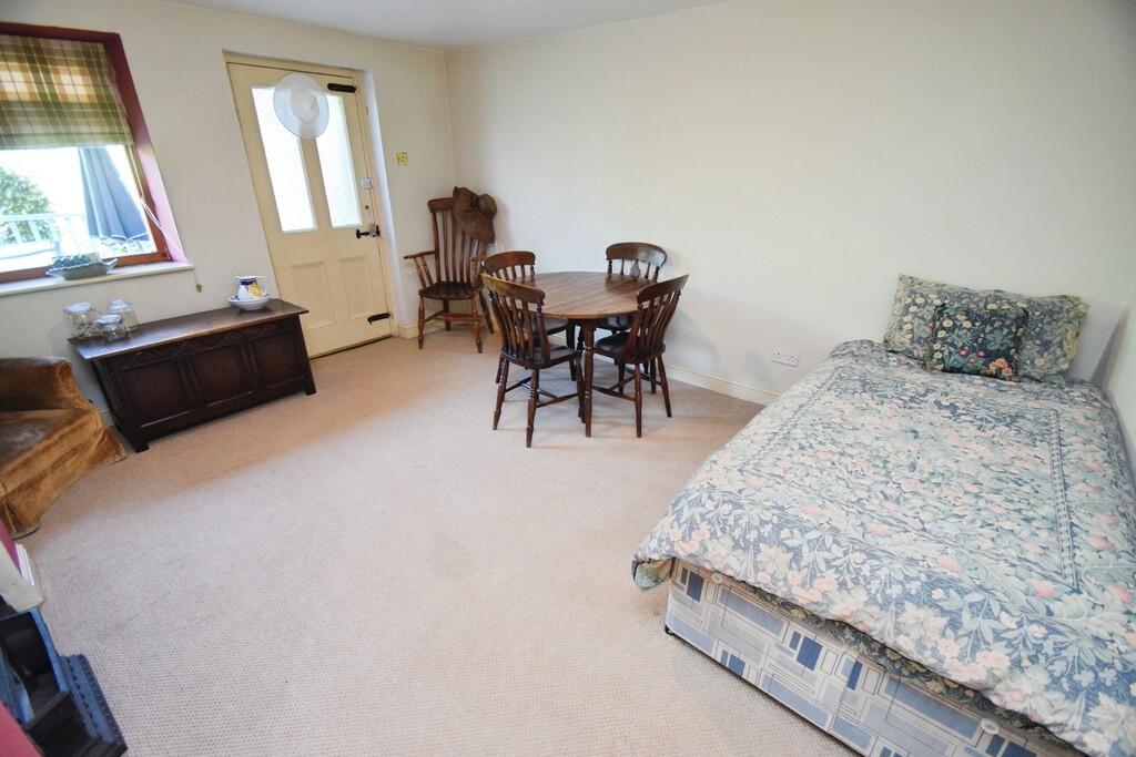 Additional image 7 of Park Mount Avenue, Baildon