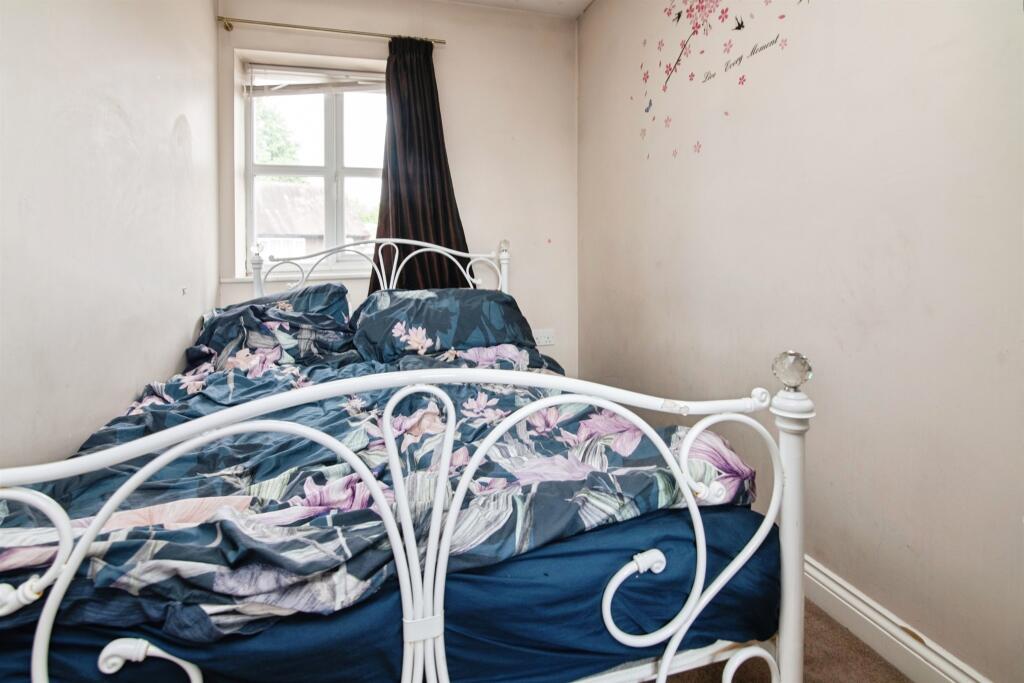 Additional image 17 of York Crescent, WEST BROMWICH